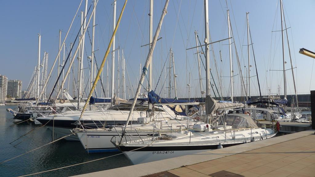 Alexandra'S Beach-Port Badalona Cameră foto